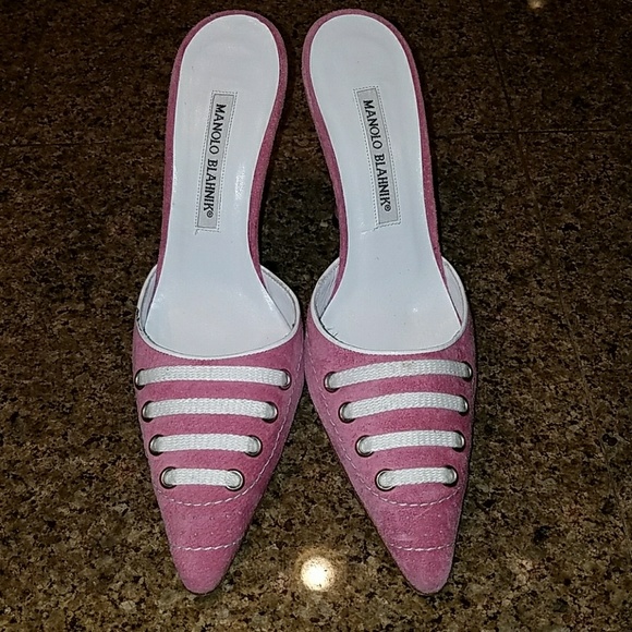 manolo blahnik pink mules